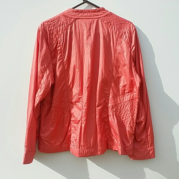 Chico's Zenergy 3 Coral Orange Quilted Jacket - Picture 6 of 6